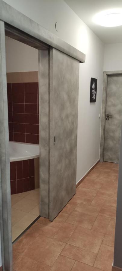 Ikon Apartman Hajdúszoboszló Eksteriør billede