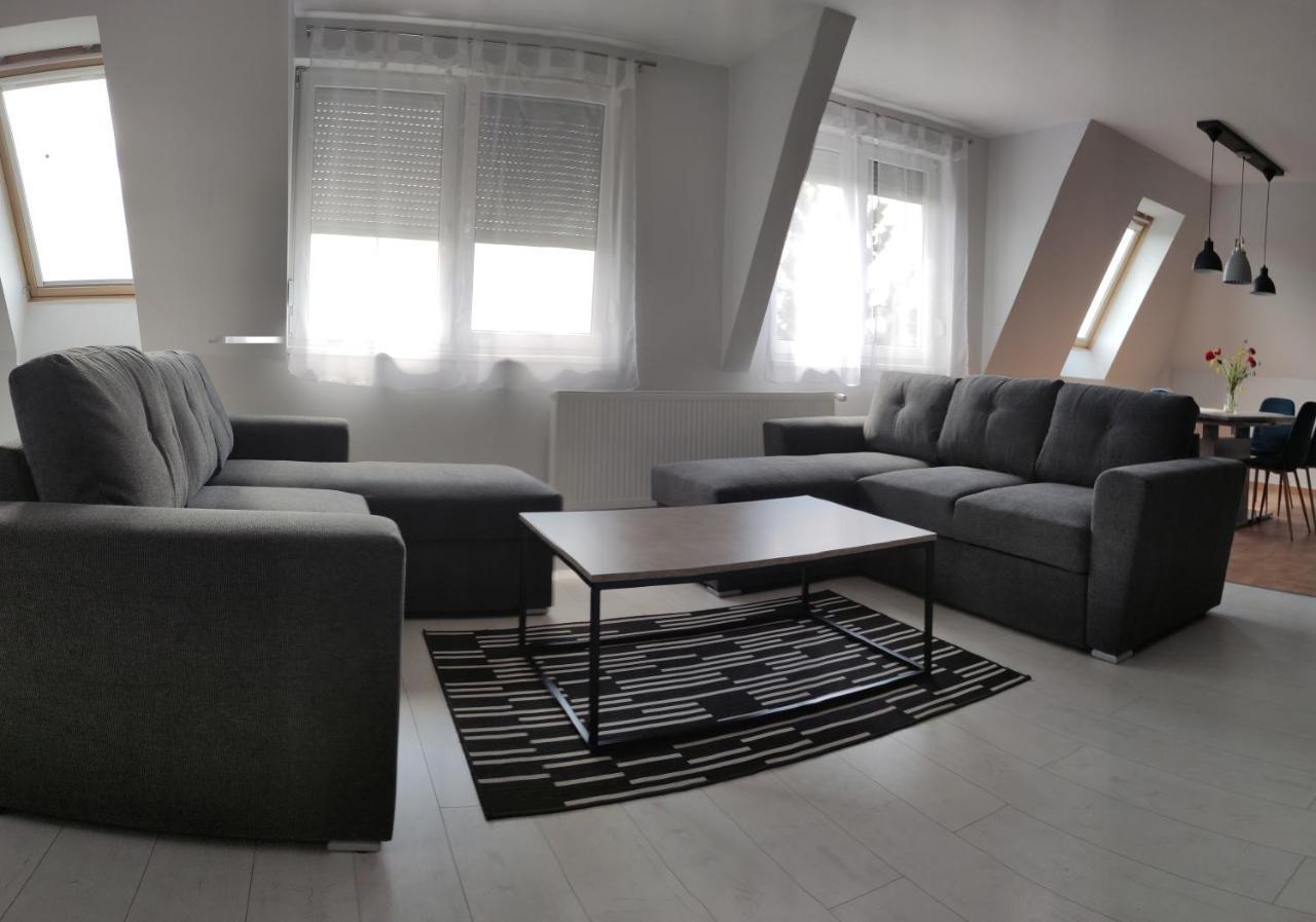 Ikon Apartman Hajdúszoboszló Eksteriør billede