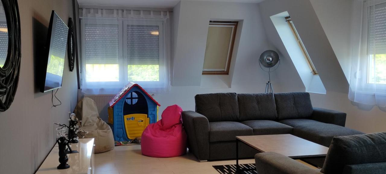 Ikon Apartman Hajdúszoboszló Eksteriør billede